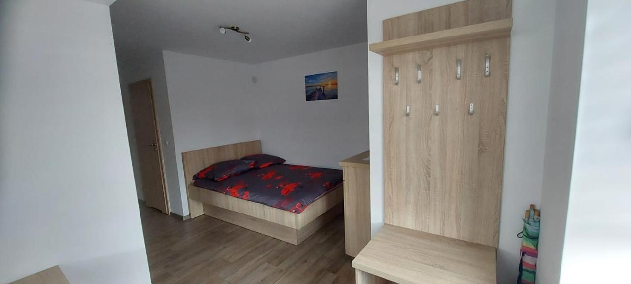 Hotel Hybryda Łeba Esterno foto