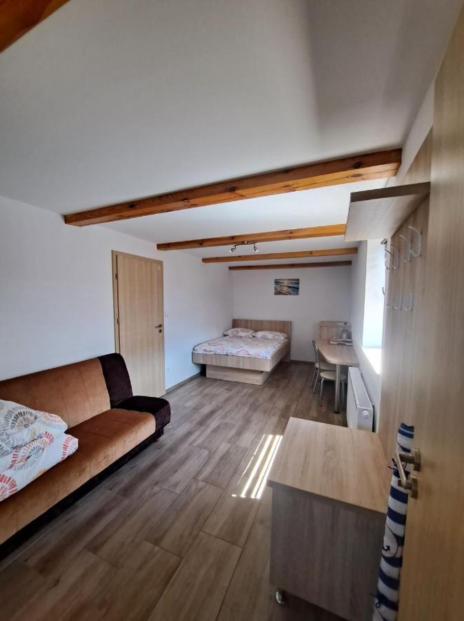 Hotel Hybryda Łeba Esterno foto